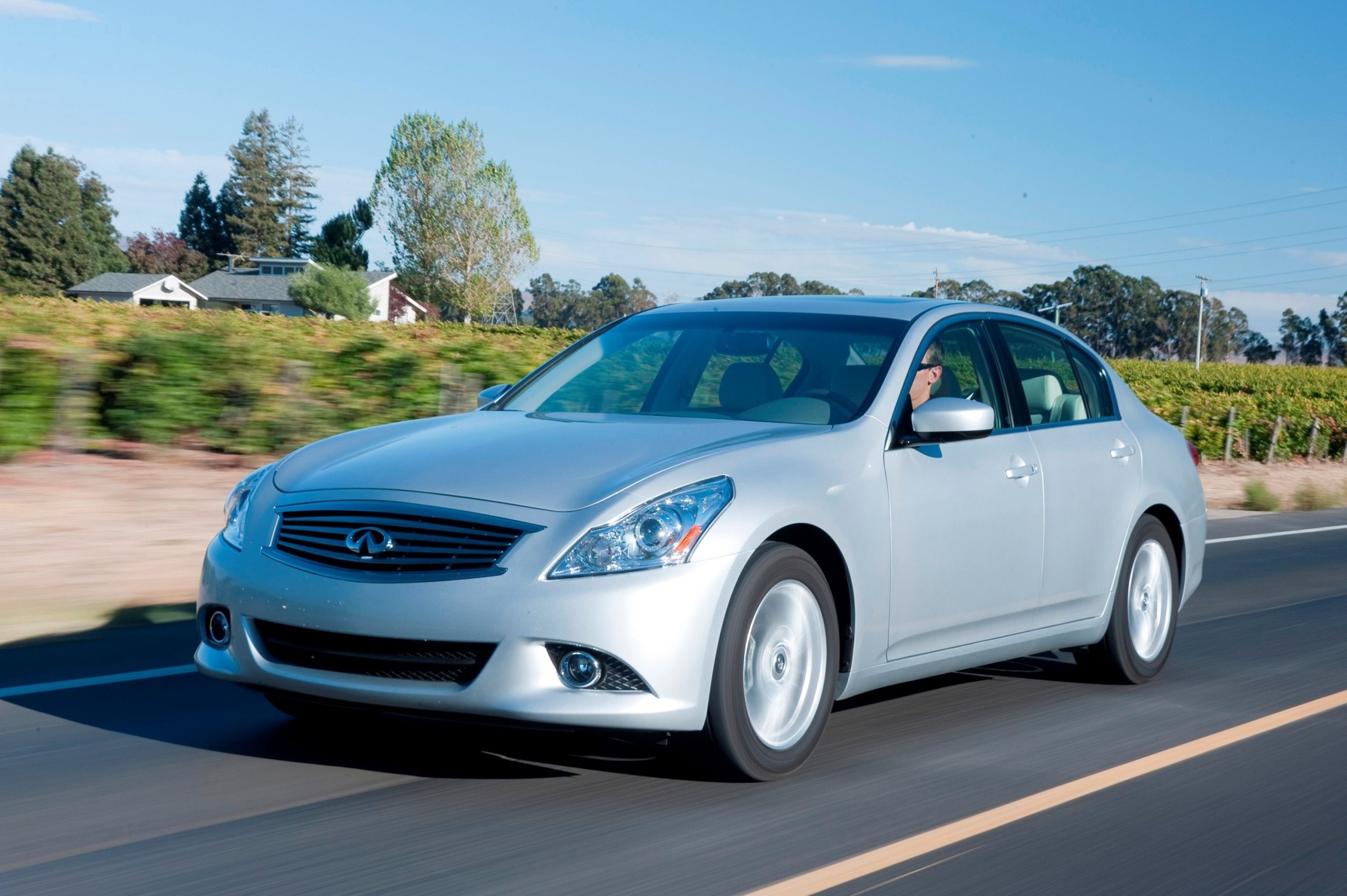 INFINITI G25