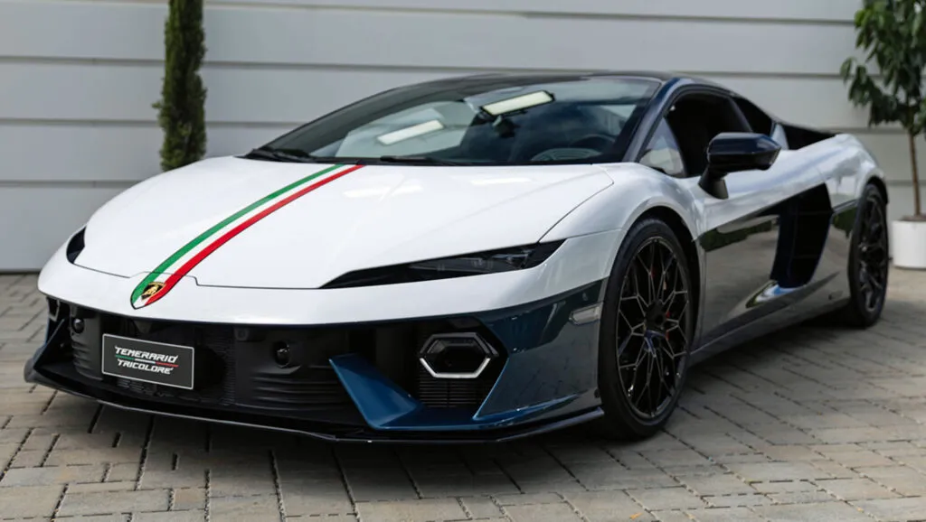 Lamborghini Revives the Tricolore Name With a Nearly 900-HP Temerario Special Edition
