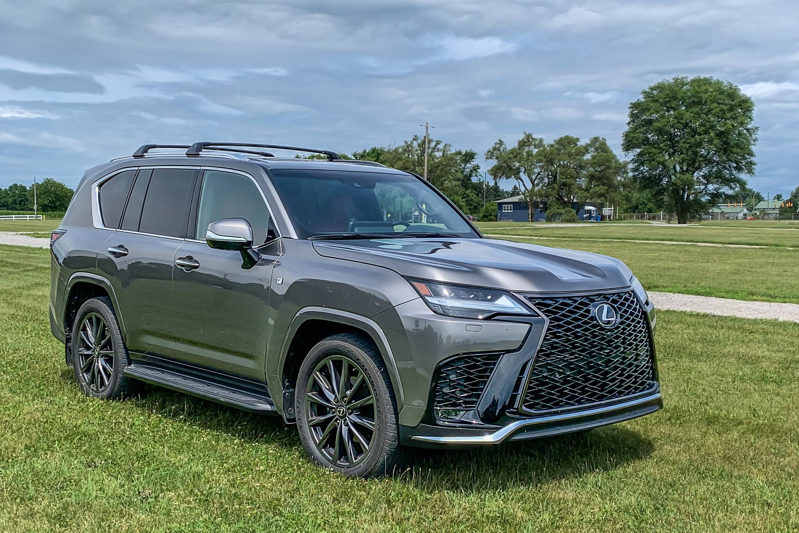 Lexus LX 600
