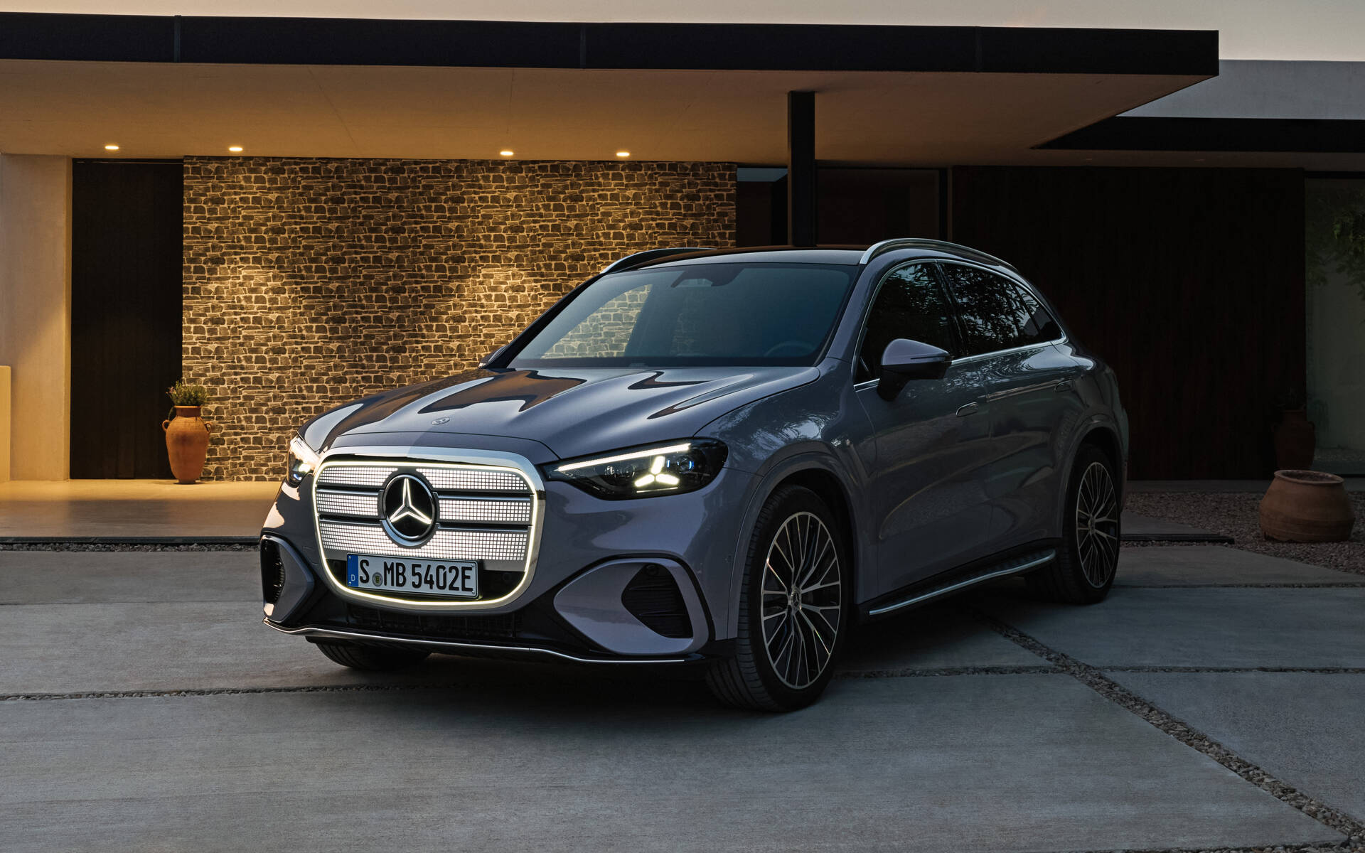 Mercedes Benz GLC 400 4MATIC Electric Mercedes-Benz GLC 400 4MATIC Electric