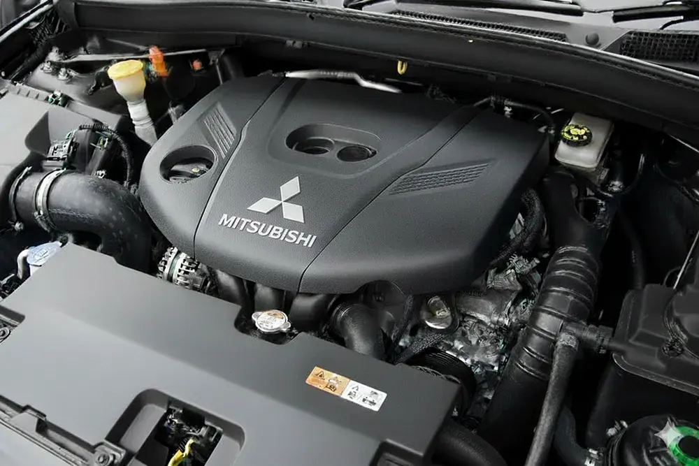 Mitsubishi 4B11T