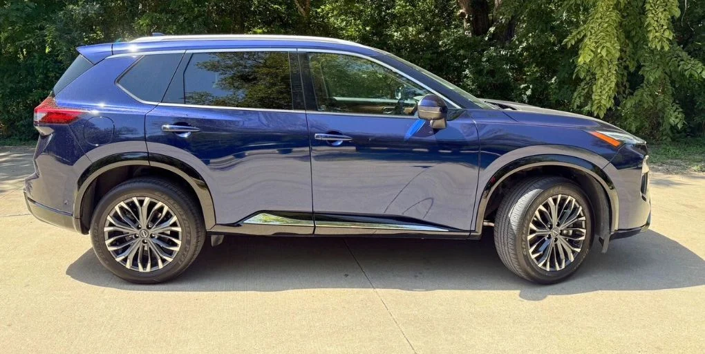 Nissan Rogue Platinum