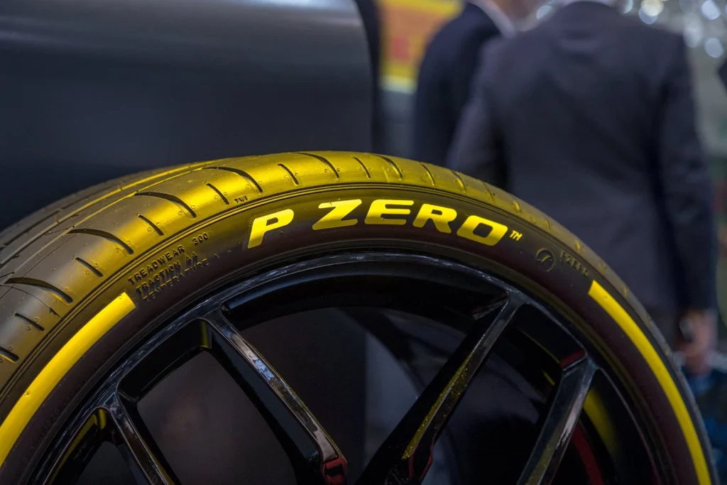 Pirelli P Zero
