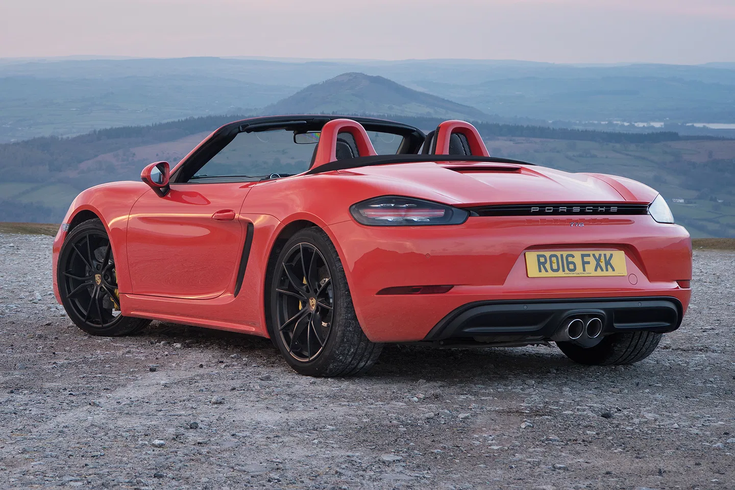 Porsche 718