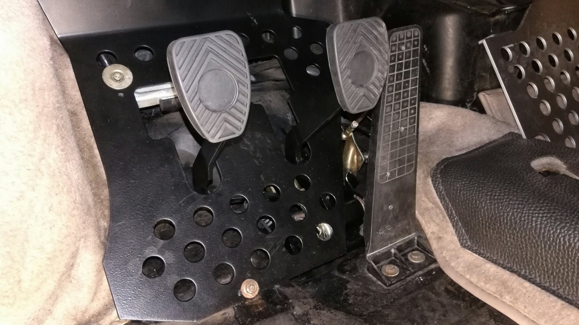 Porsche 911 accelerator pedal