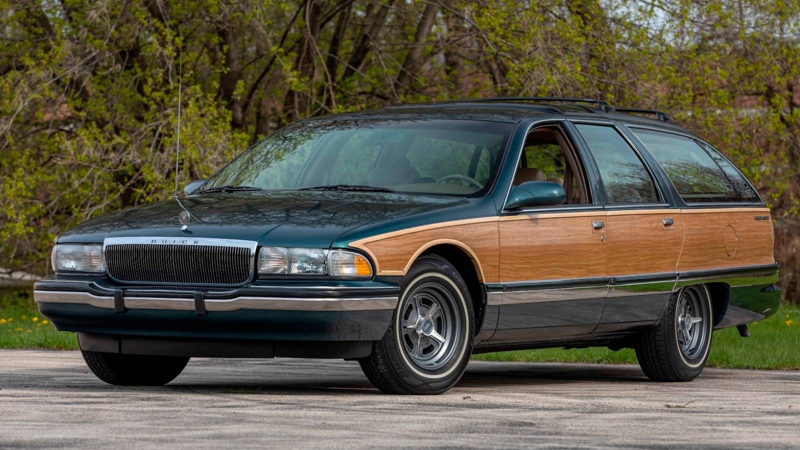 Roadmaster Wagon