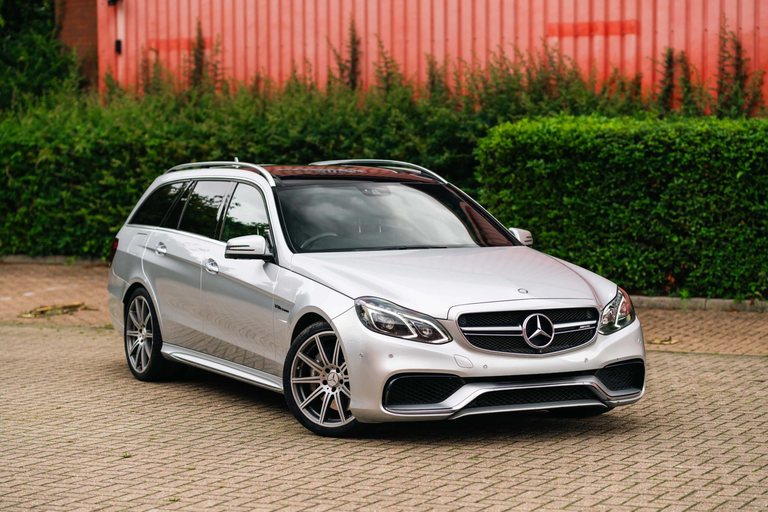 Station Wagon