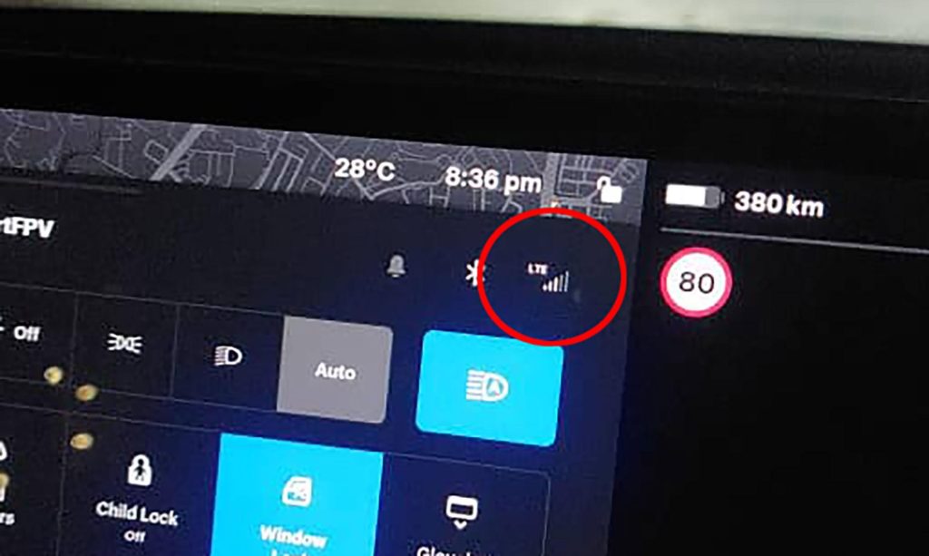There's a Persistent Cellular or LTE Icon on Your Dashboard