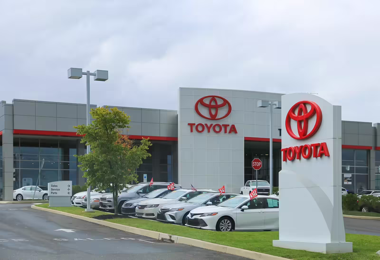 Toyota (2) Toyota