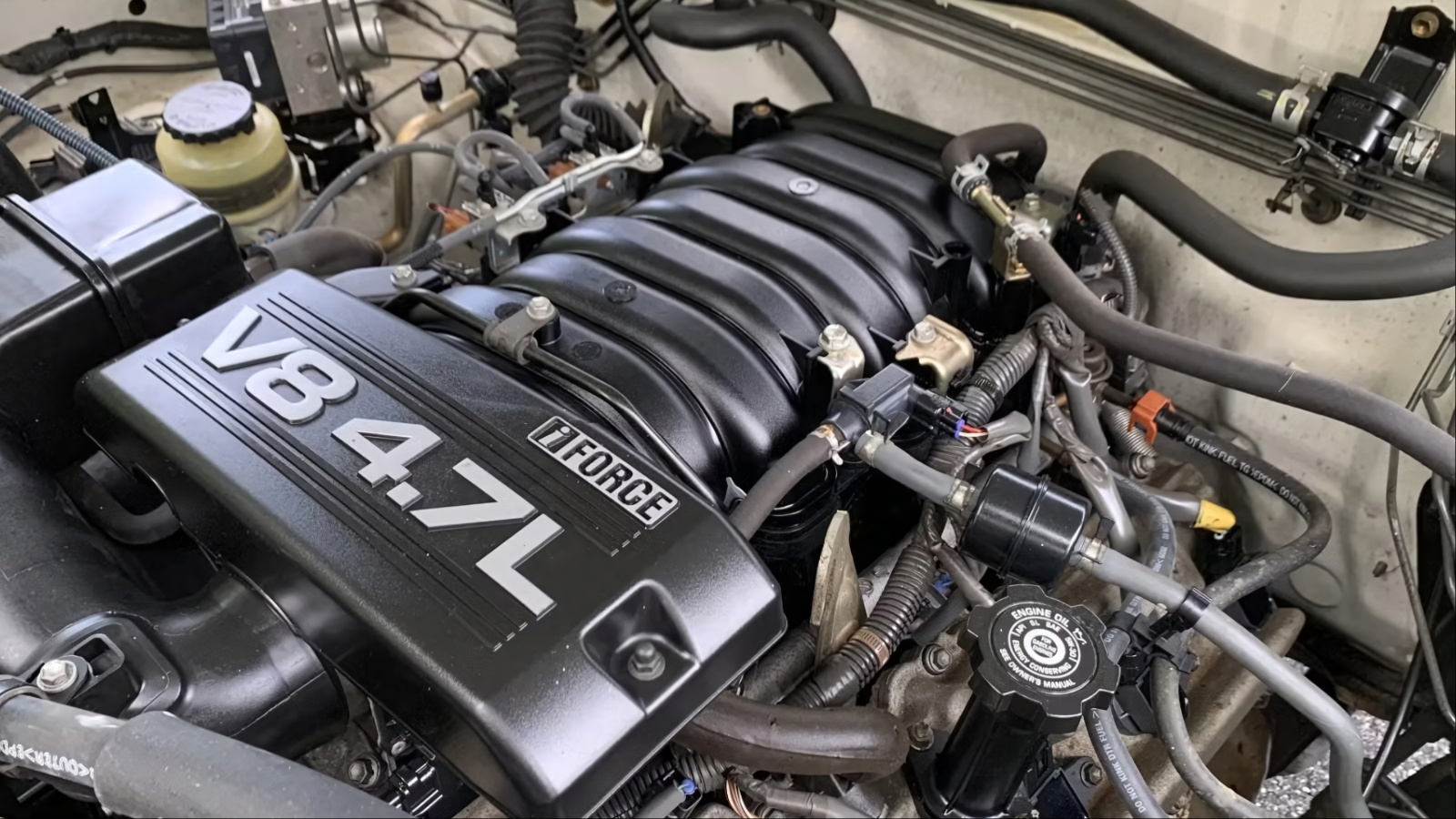 Toyota 2UZ-FE 4.7-Liter V8
