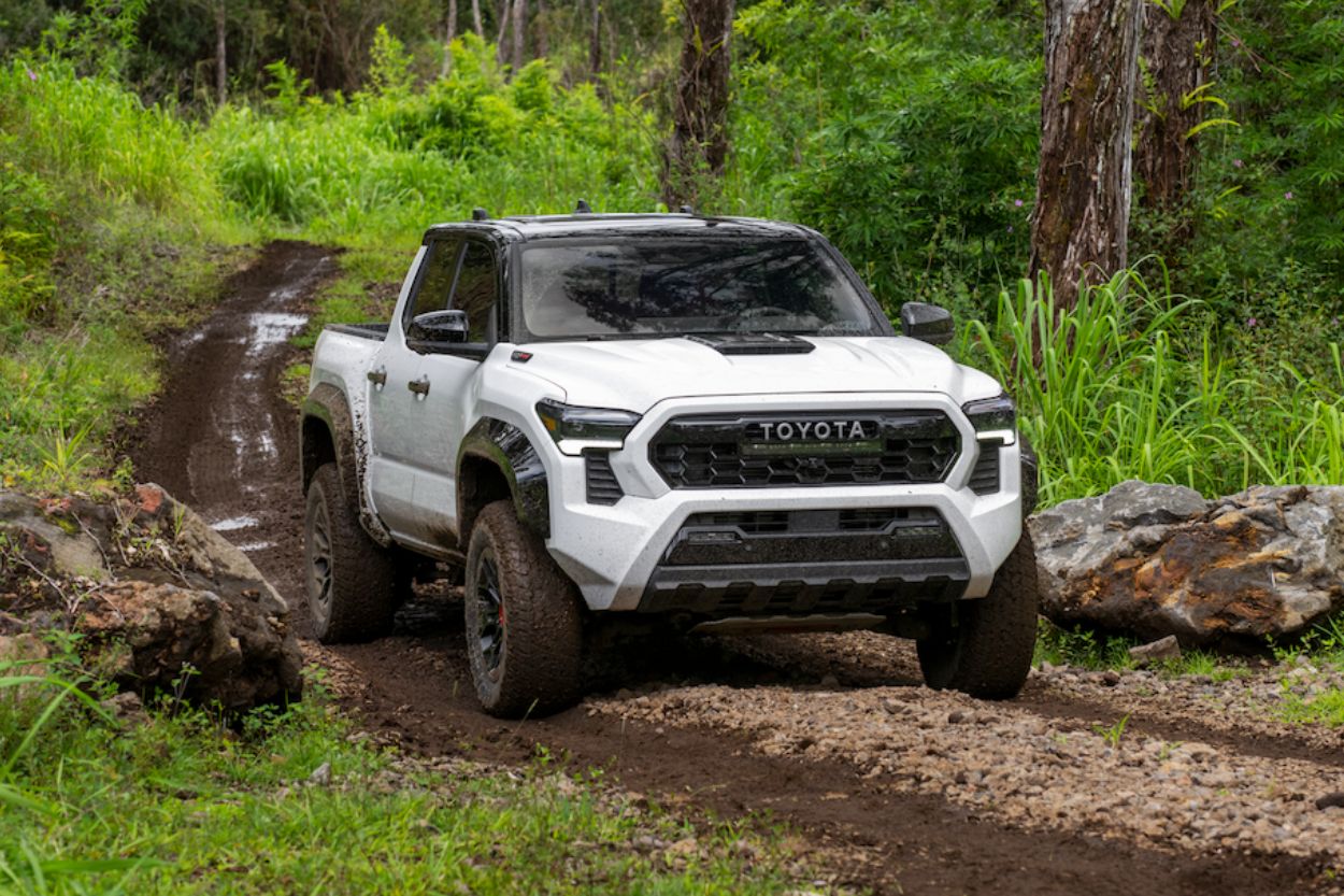 Toyota Tacoma TRD Pro i FORCE MAX Toyota Tacoma TRD Pro i-FORCE MAX