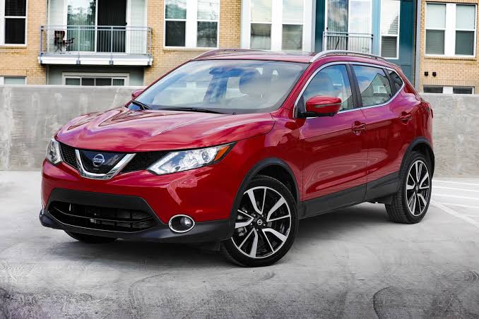 Nissan Rogue Sport (2017–2019)