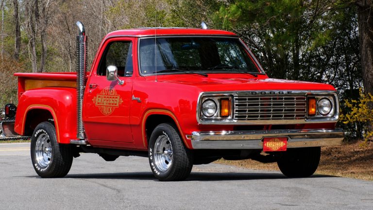 Li'l Red Express accelerating from 0–100 mph quicker than any American production vehicle available in 1978