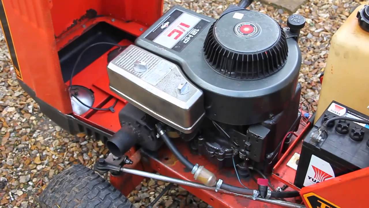 Briggs & Stratton I/C Flathead Engine