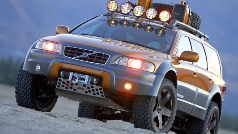 roof mounted auxiliary lights that may violate road use regulations in some states