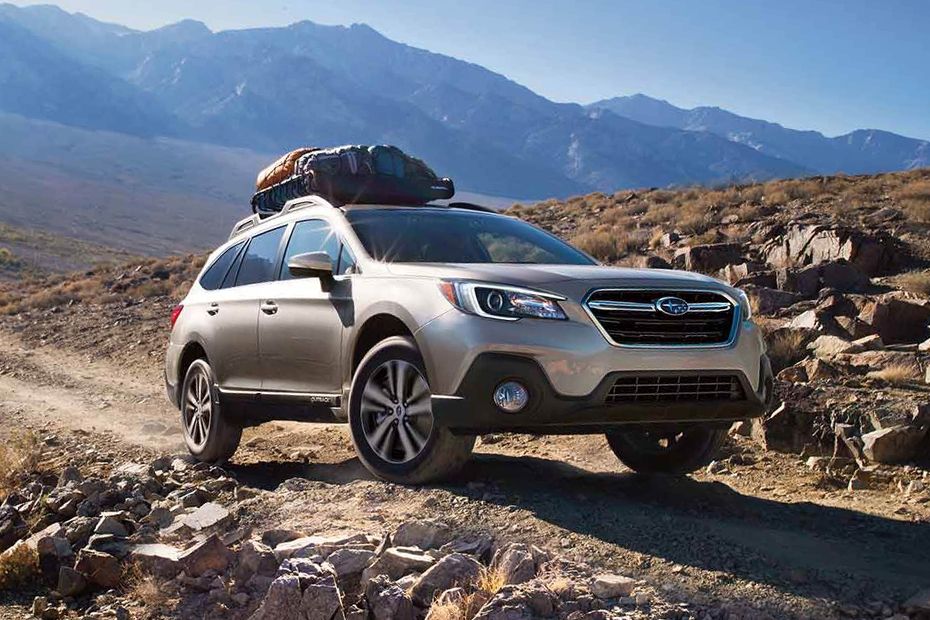 subaru outback front angle low view 740440 subaru outback front angle low view 740440