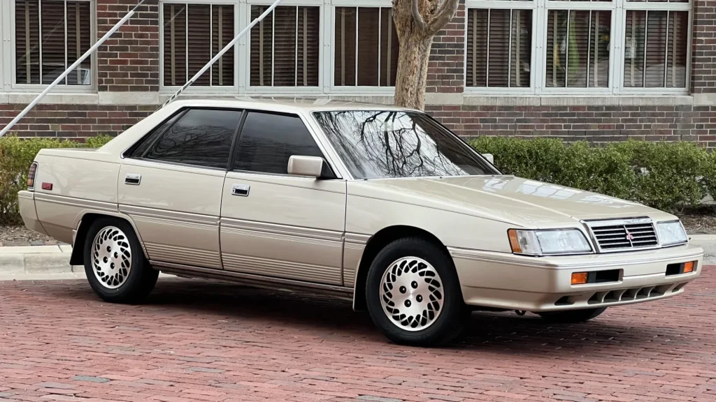 1990 Mitsubishi Diamante: Intelligent Traction and Cornering Control