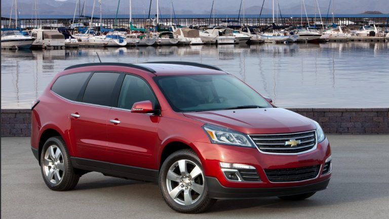 2013-2016 Chevrolet Traverse offering practical family-friendly SUV versatility