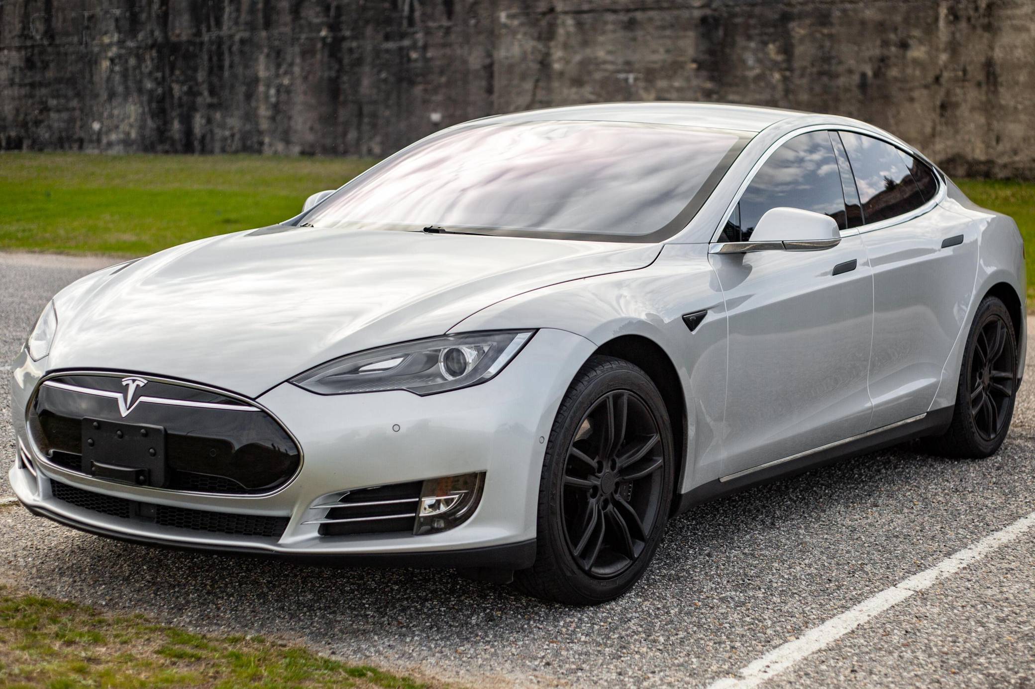 2015 Tesla Model S
