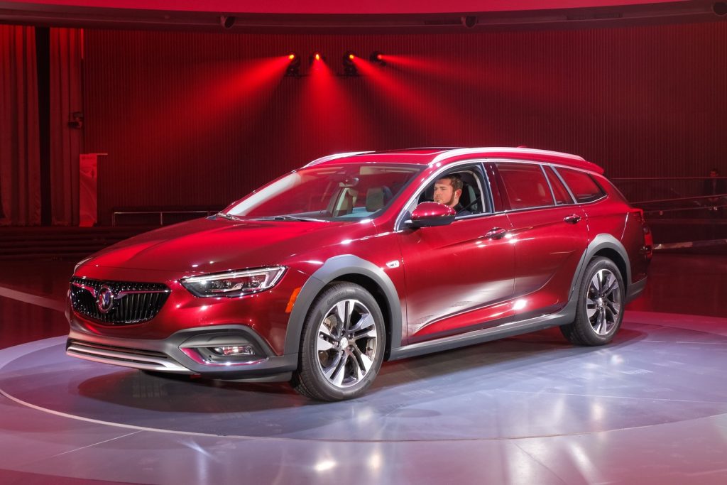 2018 Buick Regal TourX