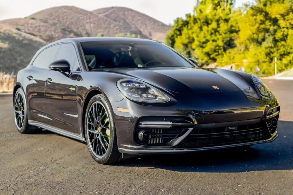 2019 Porsche Panamera Turbo Sport Turismo