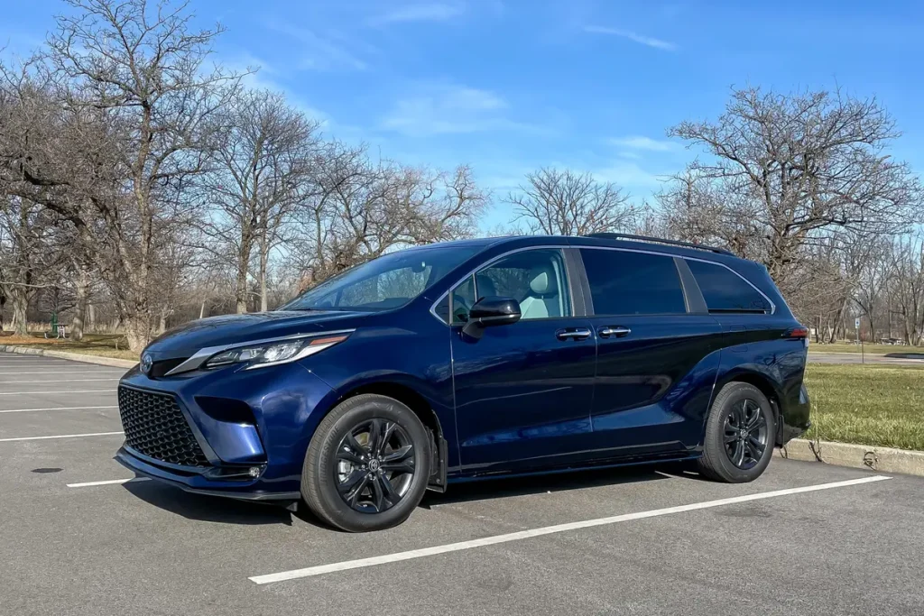 2021-2024 Toyota Sienna Hybrid