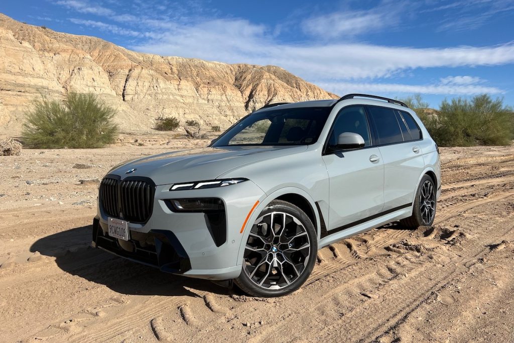 2023 BMW X7 4WD