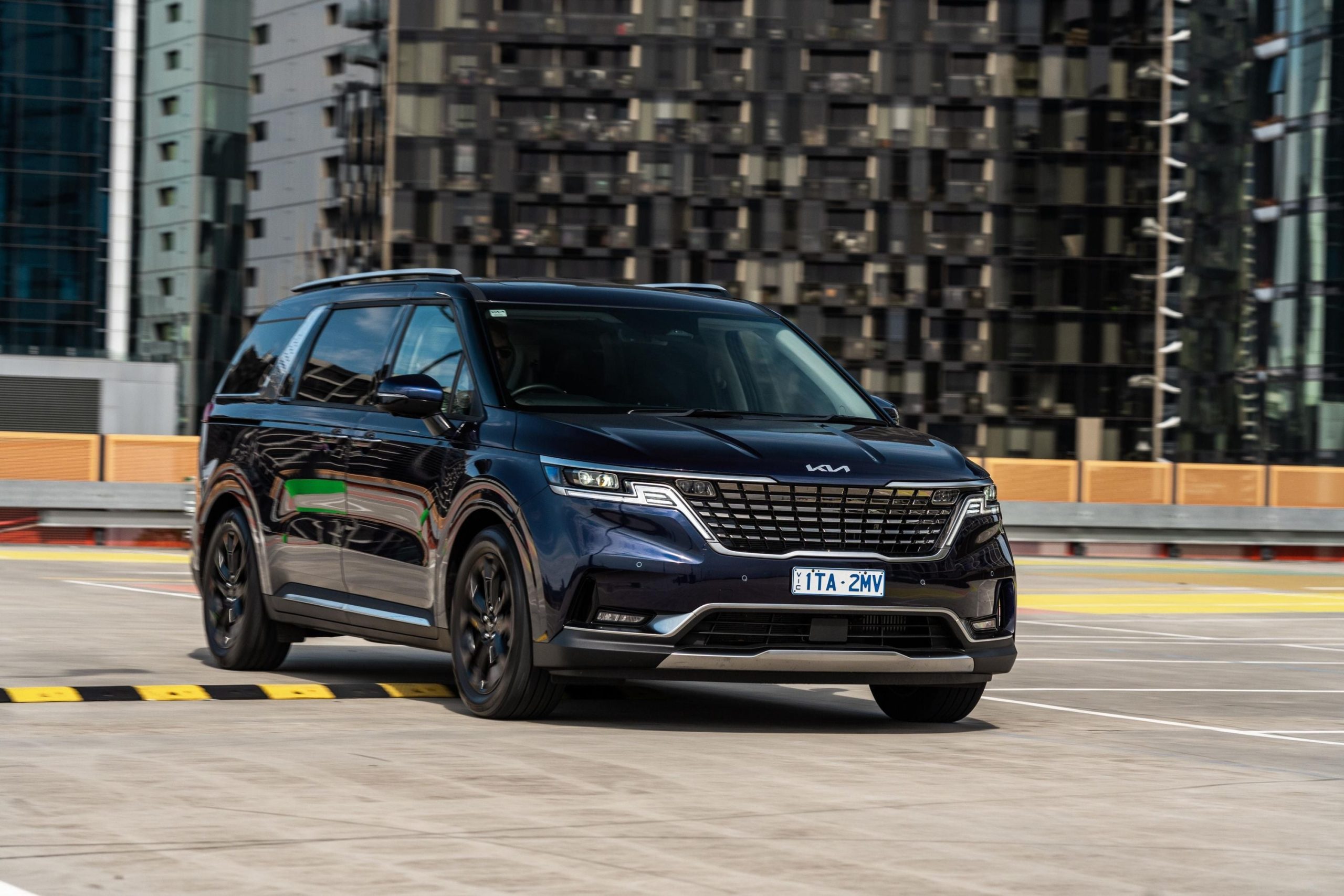 2023 KIA Carnival