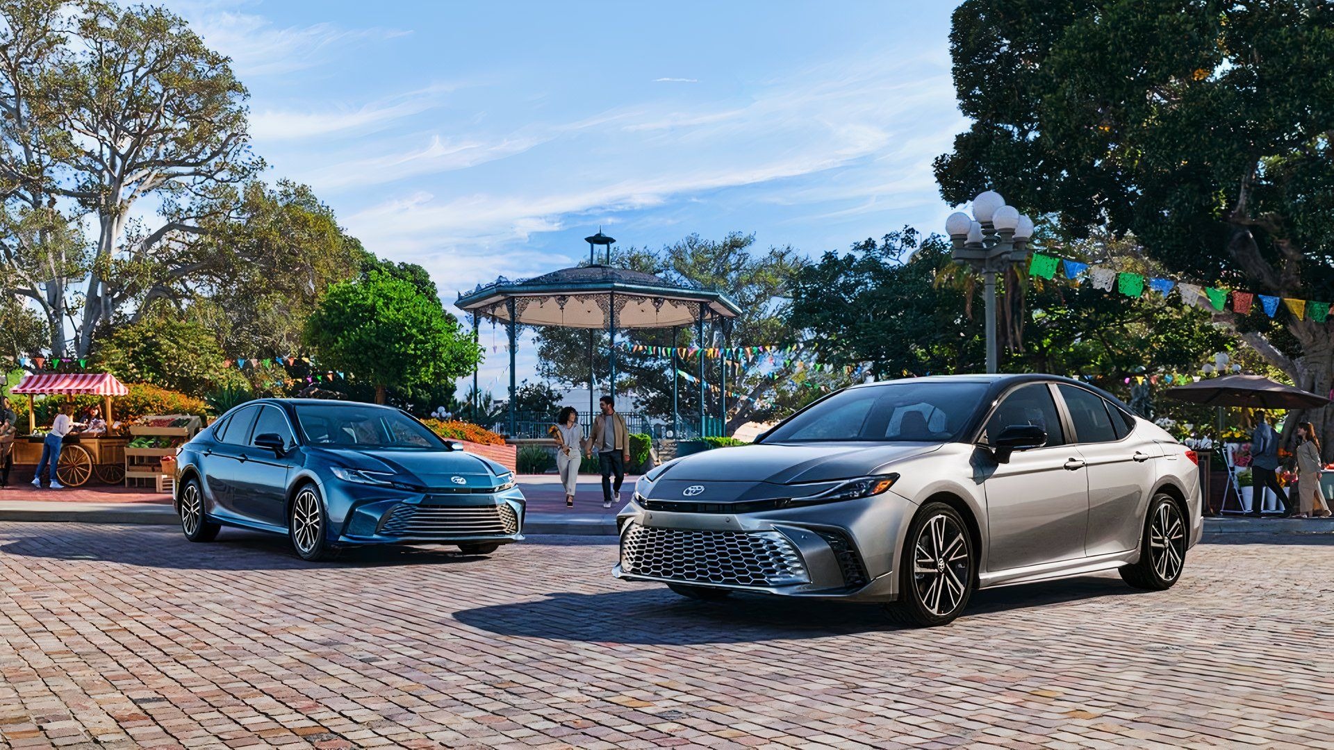 2025 Toyota Camry sedans