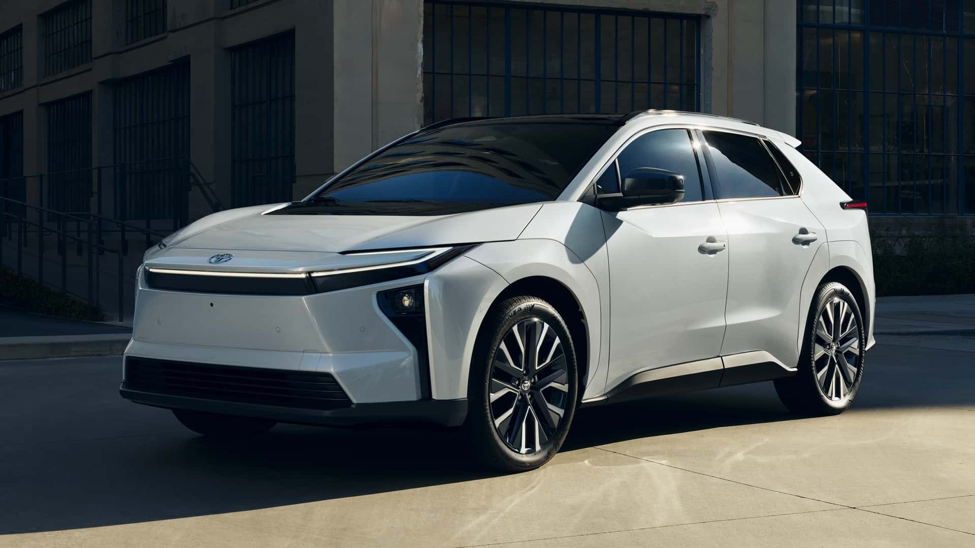 2026 Toyota bZ (200 Ah)