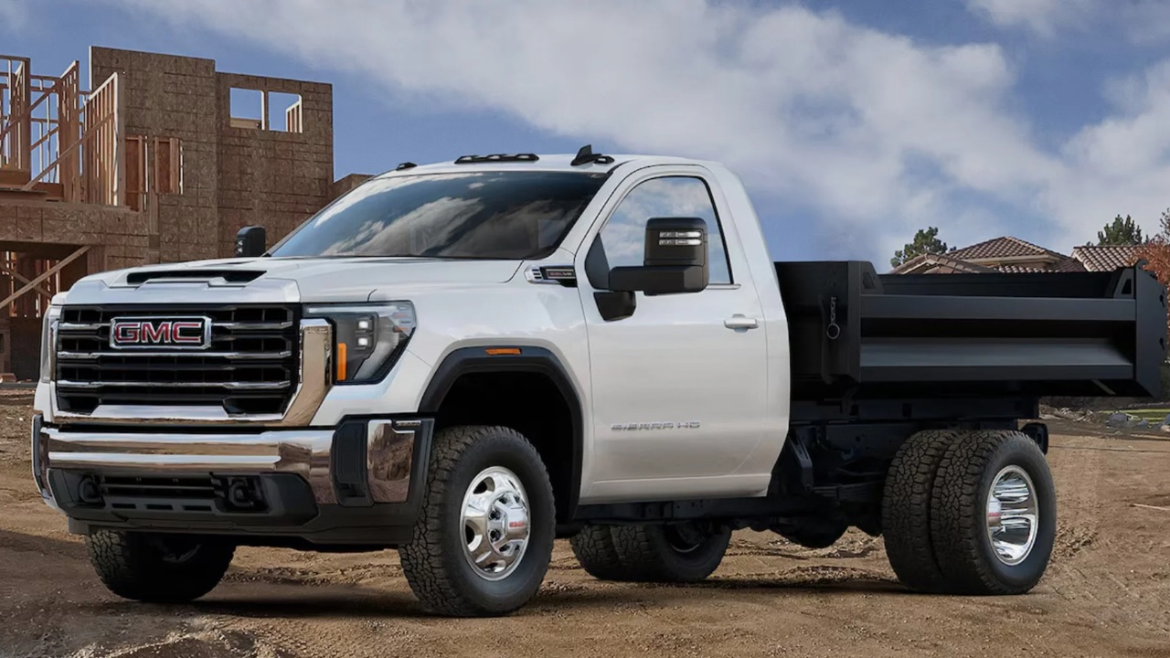 2026 GMC Sierra 3500 HD showcasing its powerful design and heavy-duty capability