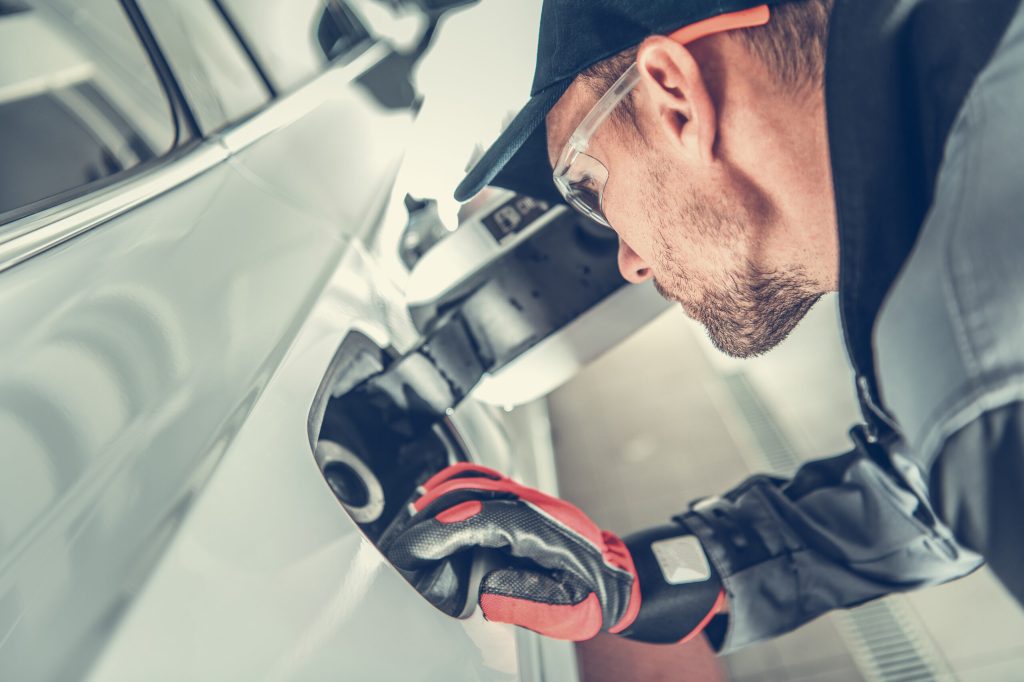 A Fuel Odor That Appears When the Engine Is Running or the Car Is Parked