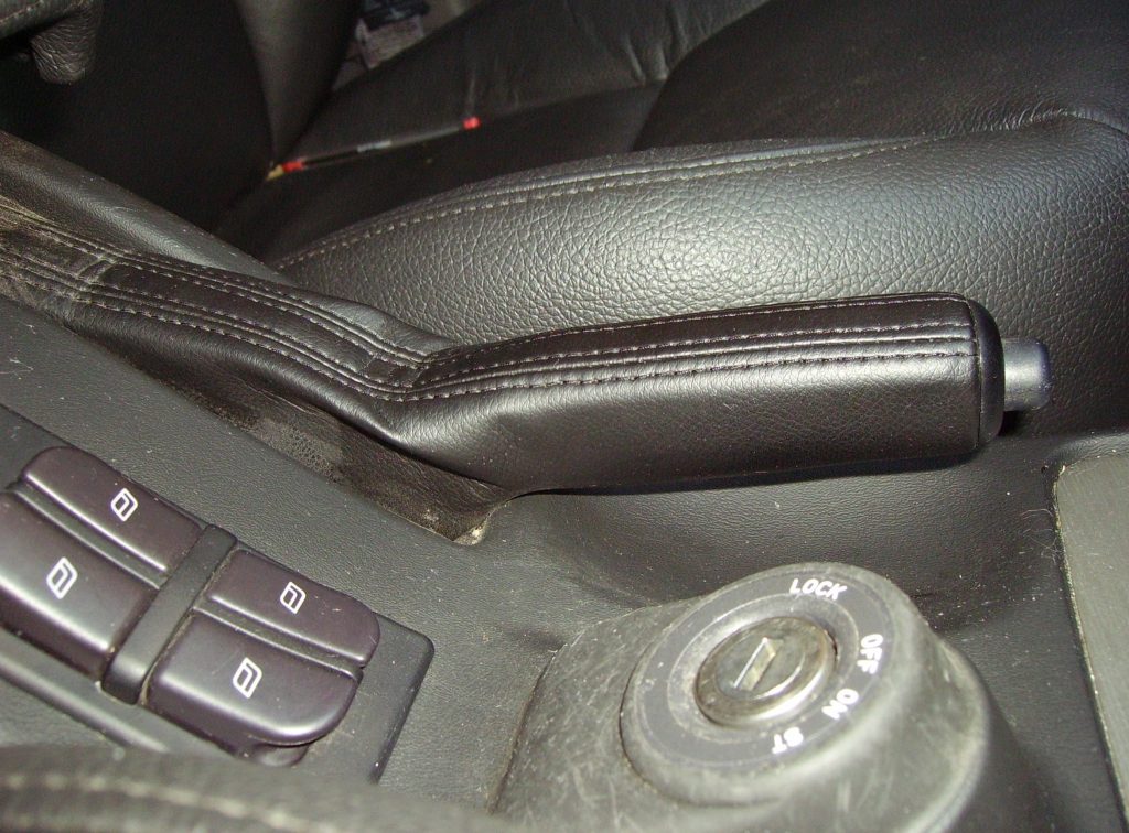 A Handbrake Lever Connected Directly to the Rear Brakes