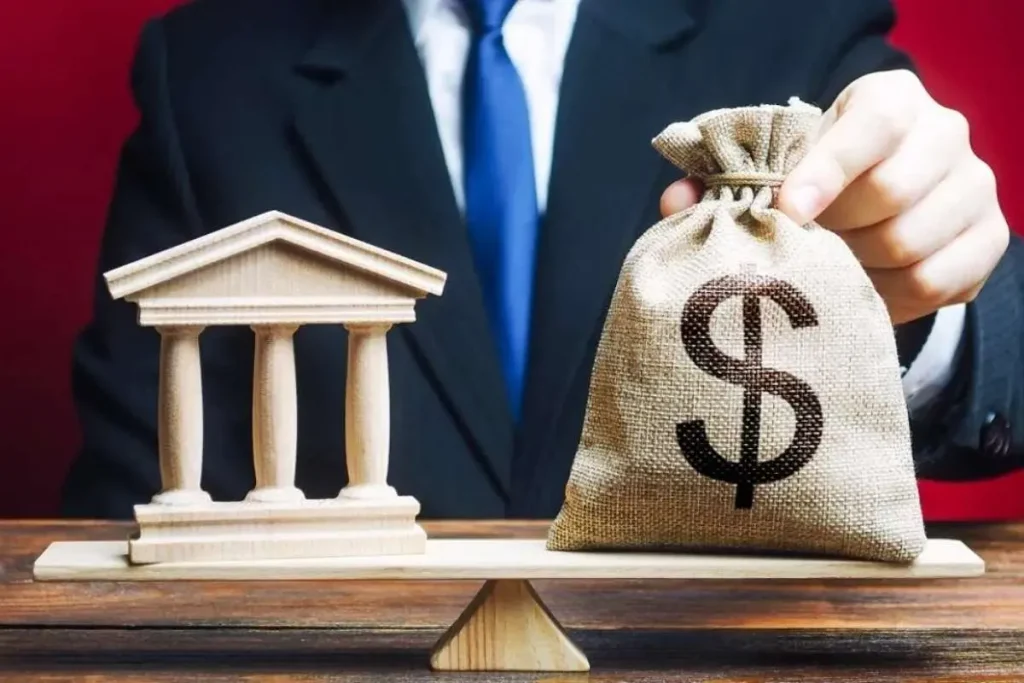 A Large Amount Financed Can Make the Loan Harder to Escape