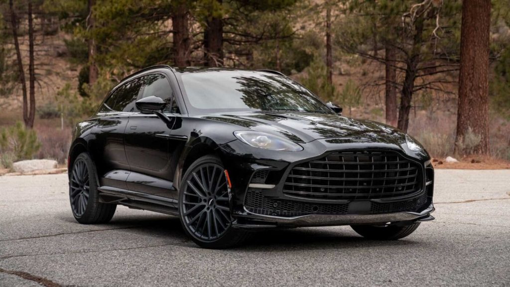 Aston Martin DBX707