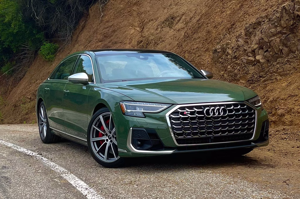 Audi S8