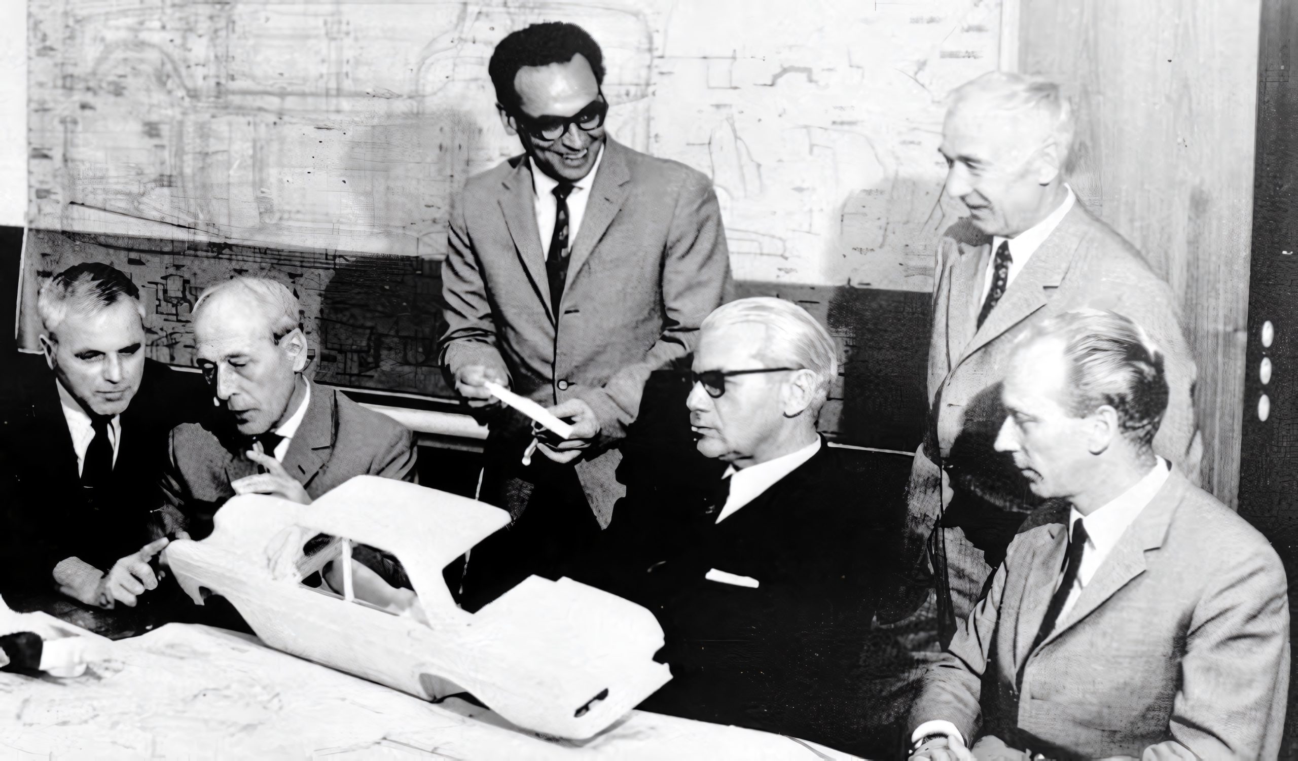 Béla Barényi with colleagues
