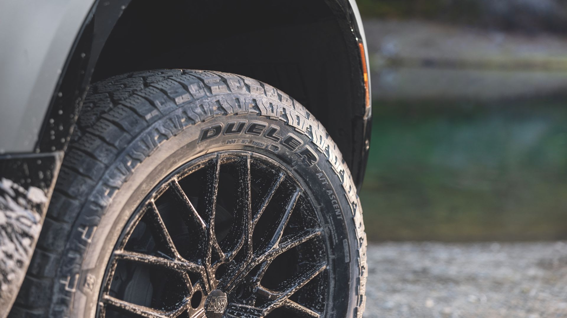 Bridgestone Dueler A/T Ascent all-terrain tire