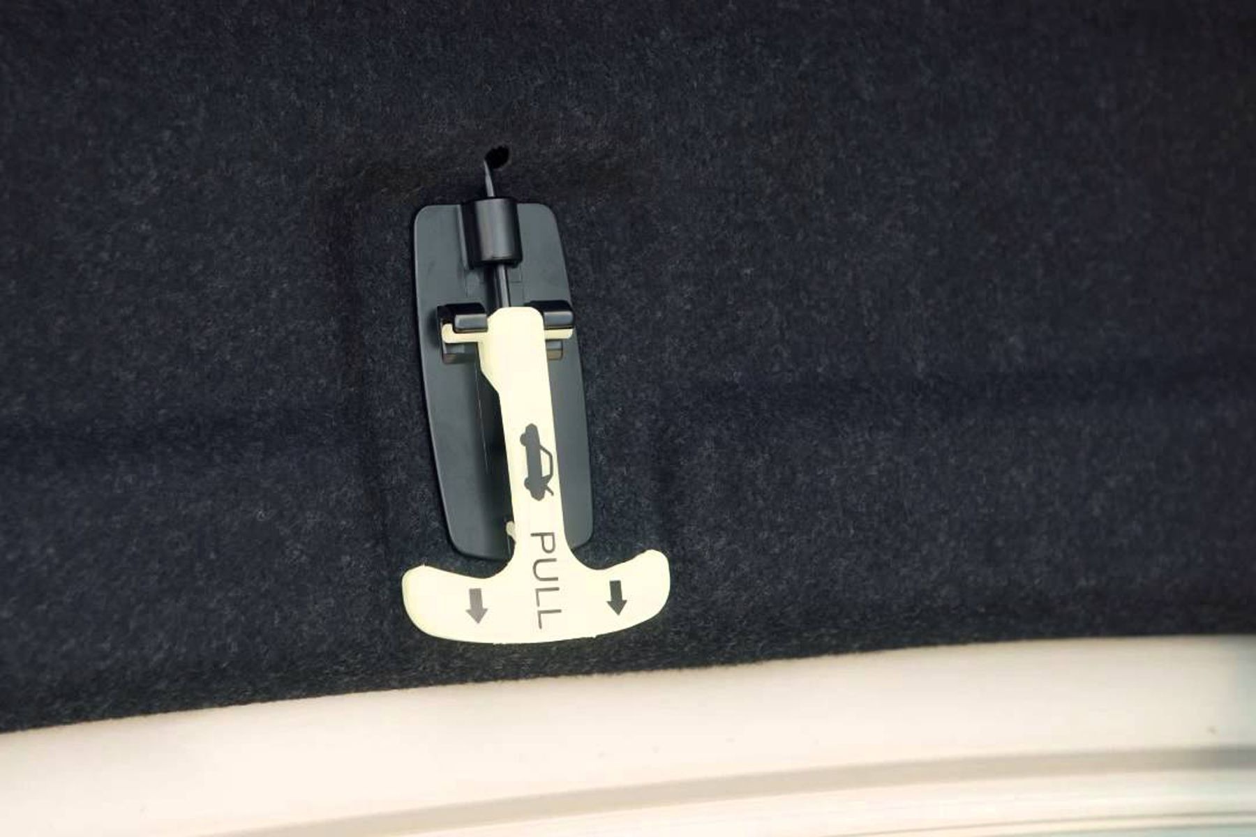 Car trunk release handle