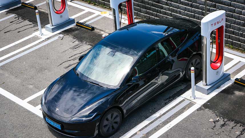 Charging to 100% and Leaving the Car Parked