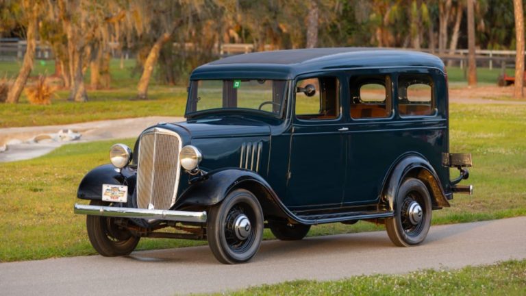 1935 Chevrolet Suburban Carryall pioneer