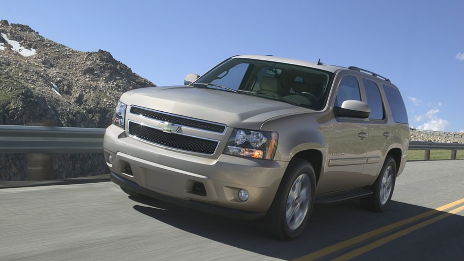 Chevrolet Tahoe (5.3L naturally aspirated V8)