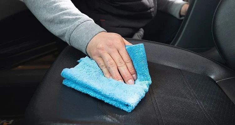 Clean Cloth Seats