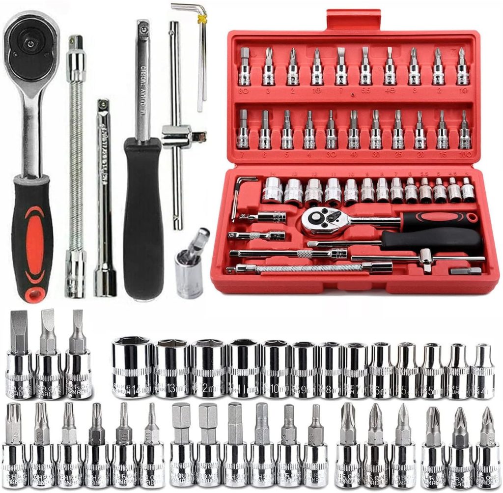 Compact Ratchet and Socket Set