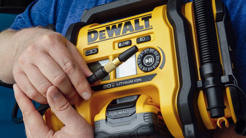 DEWALT 20V MAX Cordless Inflator