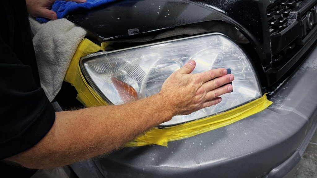 Decontaminate the Lens Before Polishing