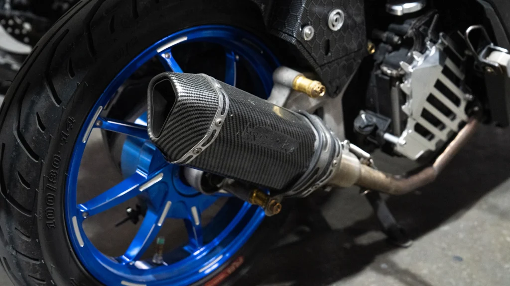 Extremely Loud Aftermarket Exhaust