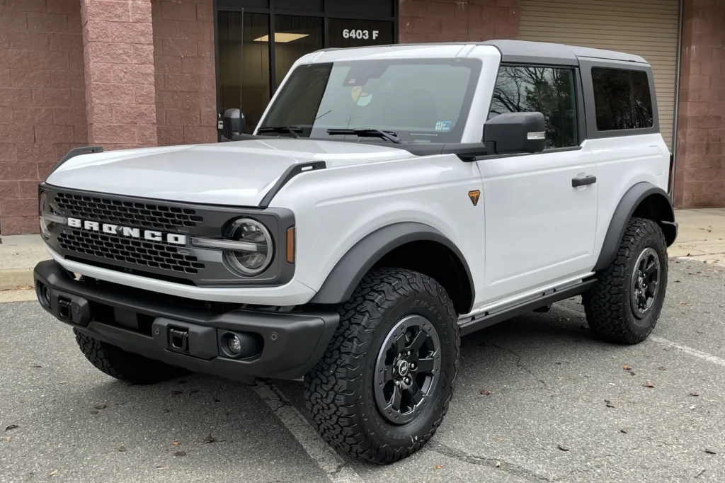 Ford Bronco 2-Door 4WD