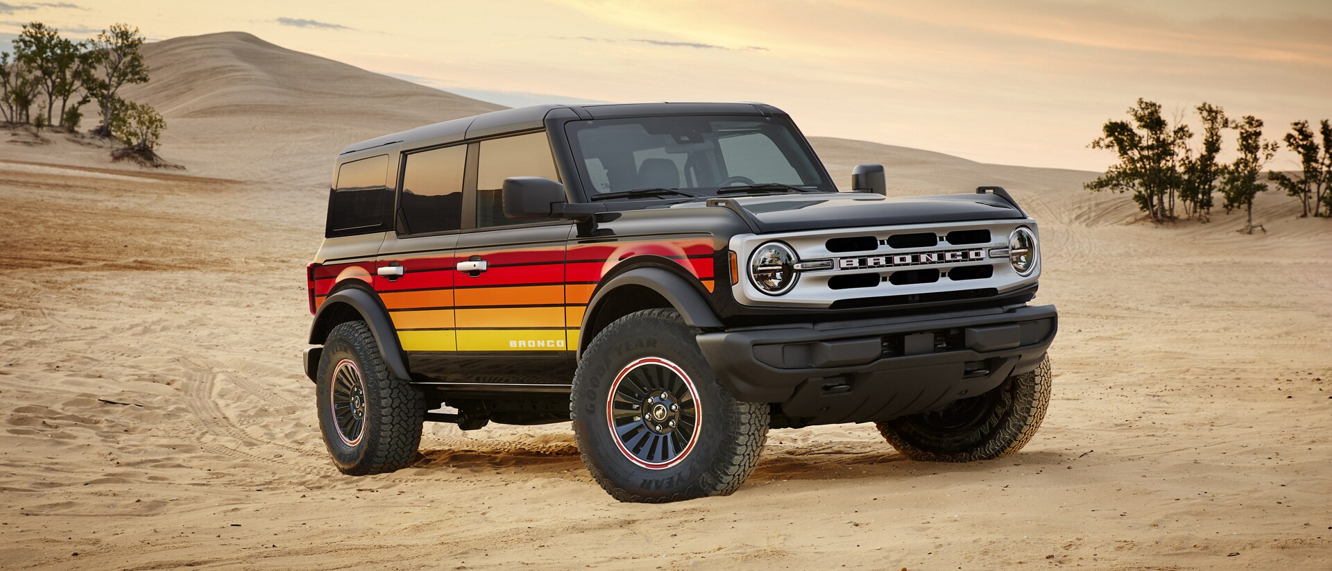 A Ford Bronco is offroading on the deep desert