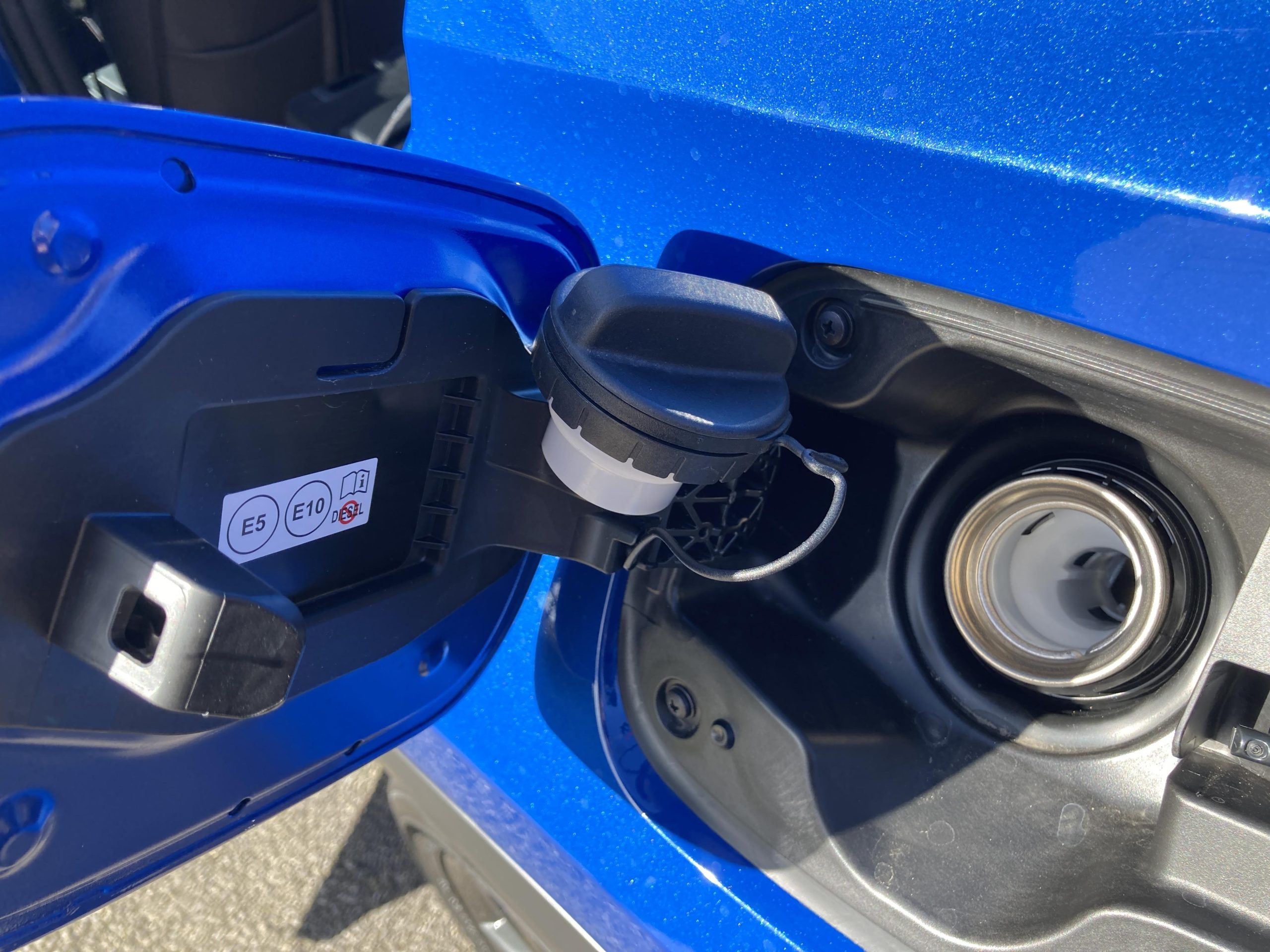Fuel-Filler Cap Holder